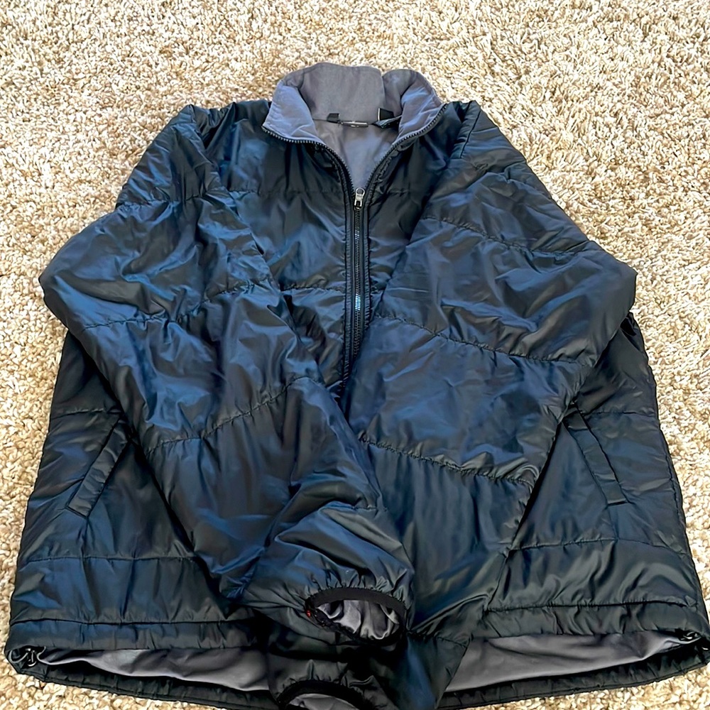 Mens Outdoor Research snow jacket. Size XL